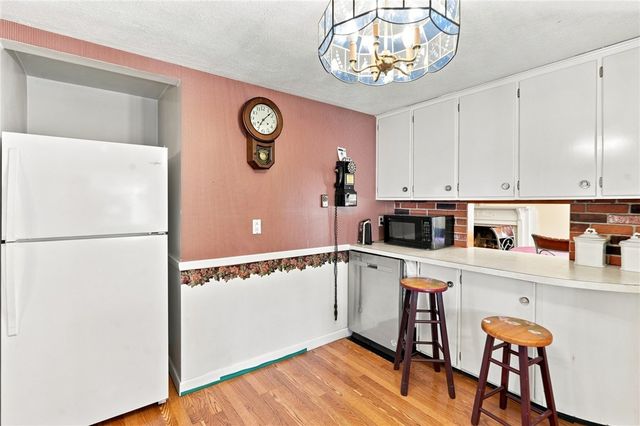 100 Granite Street, Warwick, RI 02886