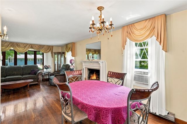 100 Granite Street, Warwick, RI 02886