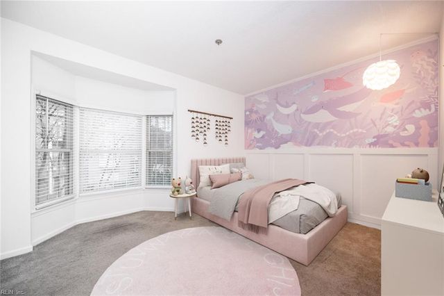 230 College Pl Apt 226, Norfolk, VA 23510