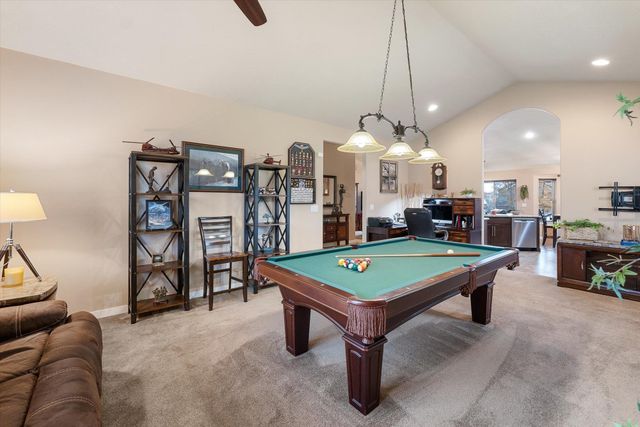 9920 N Austin Ln, Spokane, WA 99208