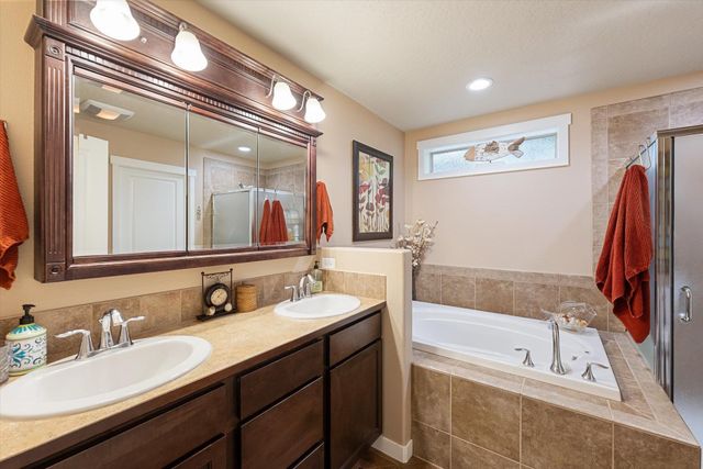 9920 N Austin Ln, Spokane, WA 99208