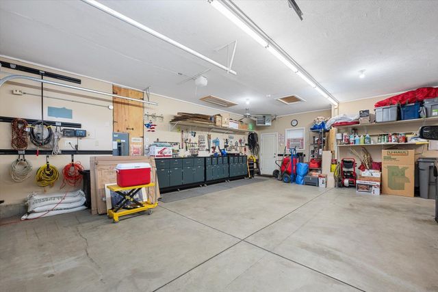 9920 N Austin Ln, Spokane, WA 99208