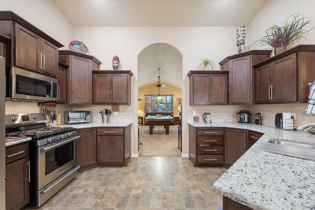 9920 N Austin Ln, Spokane, WA 99208