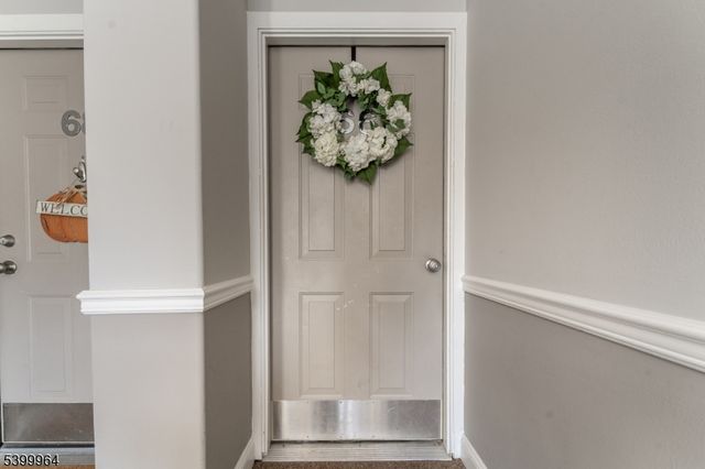 66 Limerick Ln, Lopatcong Twp., NJ 08865