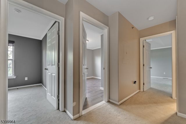 66 Limerick Ln, Lopatcong Twp., NJ 08865