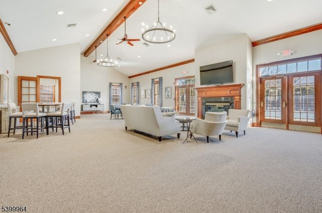 66 Limerick Ln, Lopatcong Twp., NJ 08865