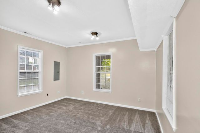 329 W 14th St, Columbia, TN 38401