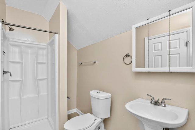 329 W 14th St, Columbia, TN 38401