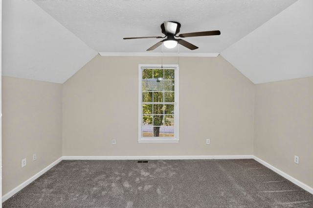 329 W 14th St, Columbia, TN 38401