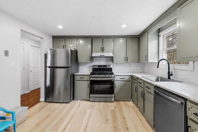 36 Kalmia Rd, Holbrook, MA 02343