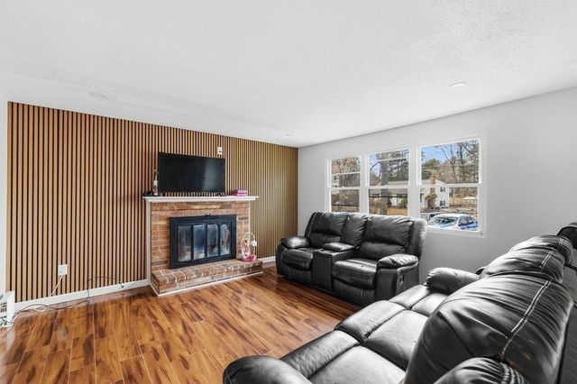 36 Kalmia Rd, Holbrook, MA 02343