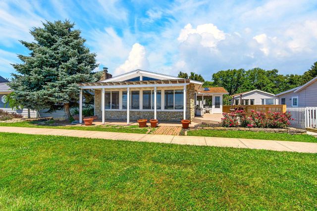 13482 W Bank Drive NE, Millersport, OH 43046