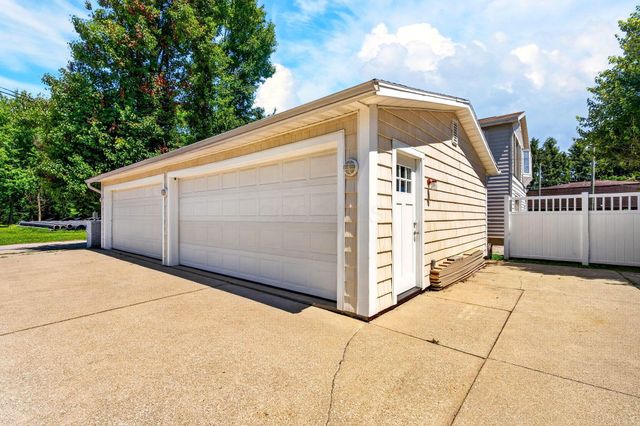 13482 W Bank Drive NE, Millersport, OH 43046