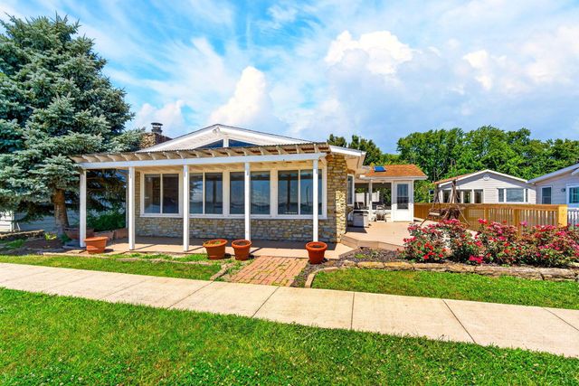 13482 W Bank Drive NE, Millersport, OH 43046