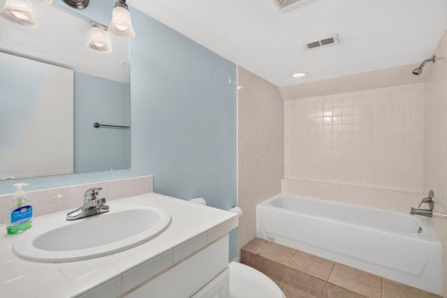 13482 W Bank Drive NE, Millersport, OH 43046