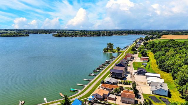 13482 W Bank Drive NE, Millersport, OH 43046