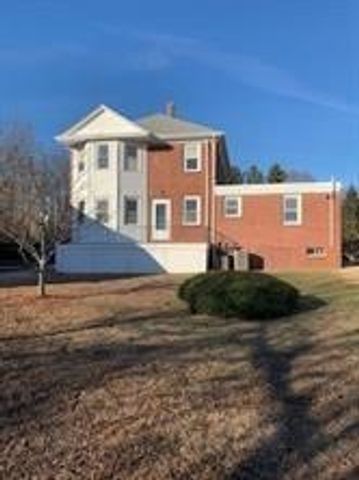 86 Hamilton Avenue 1st floor, Barrington, RI 02806
