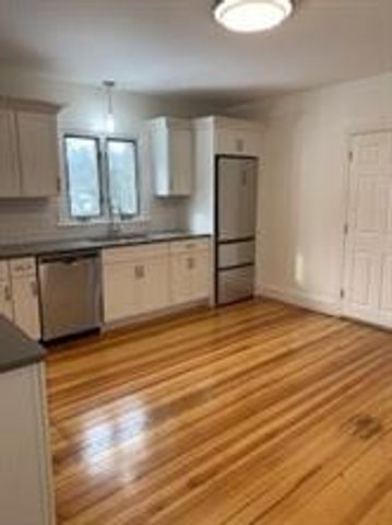 86 Hamilton Avenue 1st floor, Barrington, RI 02806