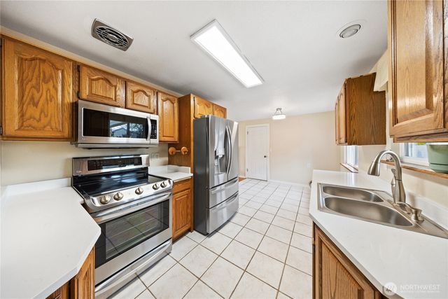 1106 26th Street SE, Auburn, WA 98002