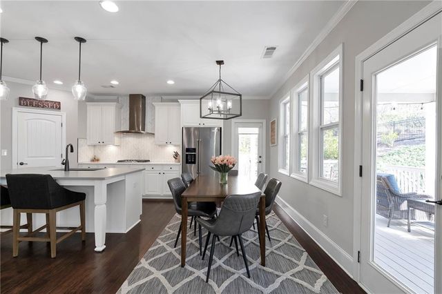 1090 Mosspointe Drive, Roswell, GA 30075