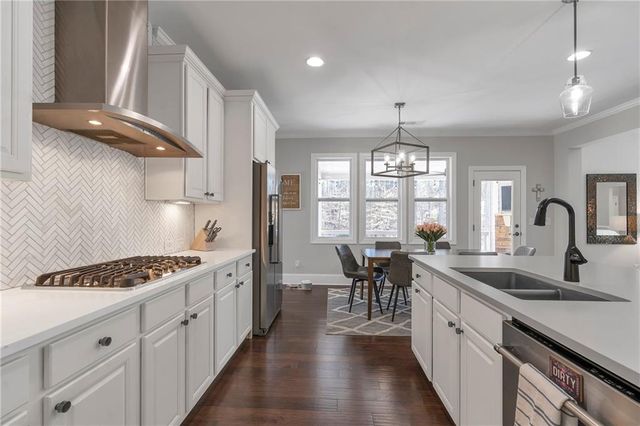 1090 Mosspointe Drive, Roswell, GA 30075