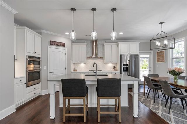 1090 Mosspointe Drive, Roswell, GA 30075