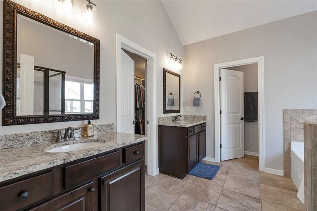 1090 Mosspointe Drive, Roswell, GA 30075