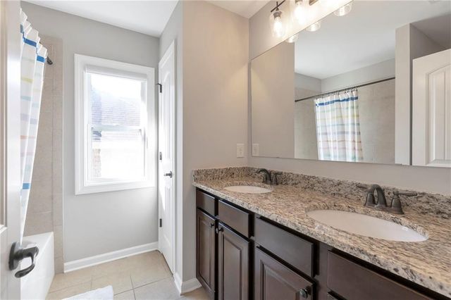 1090 Mosspointe Drive, Roswell, GA 30075