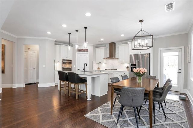 1090 Mosspointe Drive, Roswell, GA 30075