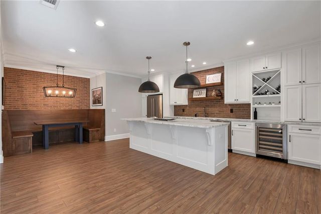 1090 Mosspointe Drive, Roswell, GA 30075