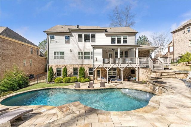 1090 Mosspointe Drive, Roswell, GA 30075