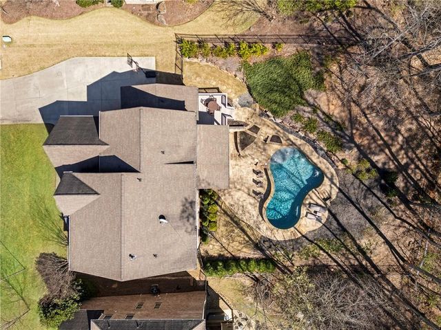 1090 Mosspointe Drive, Roswell, GA 30075