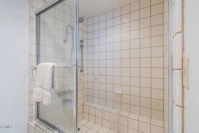 2221 Kingsbridge Lane, Oxnard, CA 93035