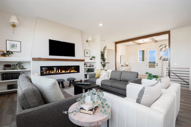 5631 Pioneer Pass 15, Caledonia, MI 49316