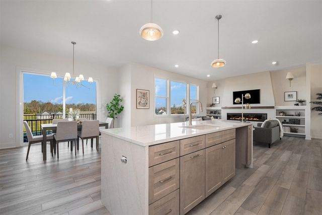 5631 Pioneer Pass 15, Caledonia, MI 49316