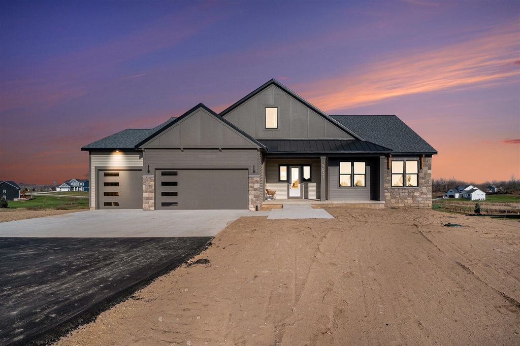 5631 Pioneer Pass 15, Caledonia, MI 49316