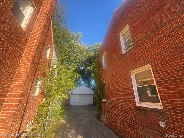 14844 Heyden Street, Detroit, MI 48223