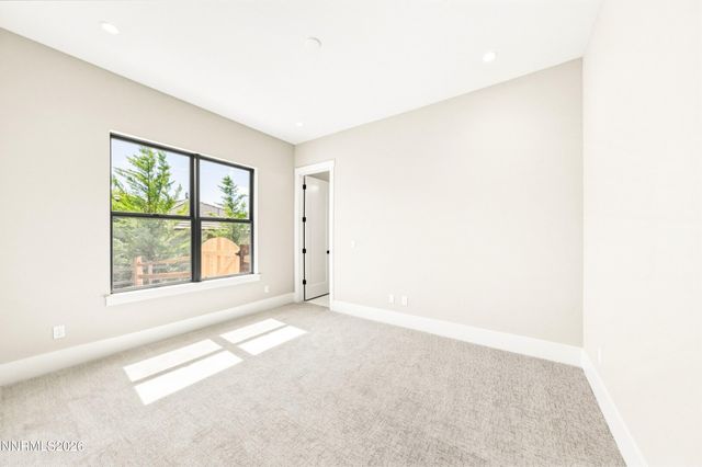 8674 Eagle Chase Trail, Reno, NV 89523