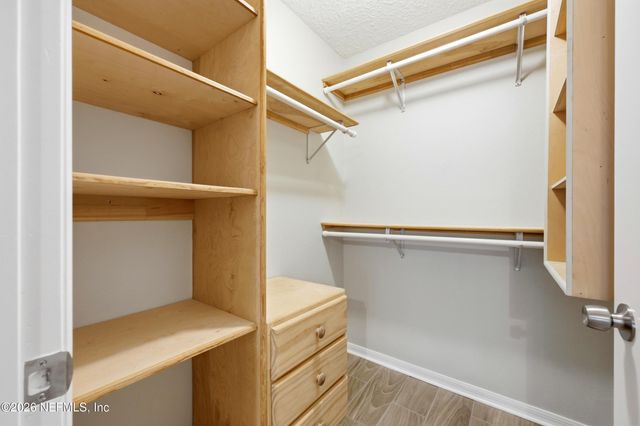 305 REDWOOD Lane, St. Johns, FL 32259