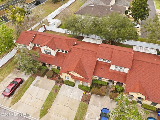 305 REDWOOD Lane, St. Johns, FL 32259