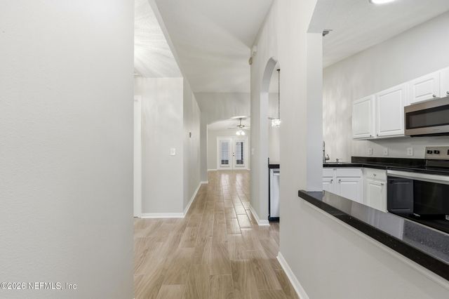 305 REDWOOD Lane, St. Johns, FL 32259