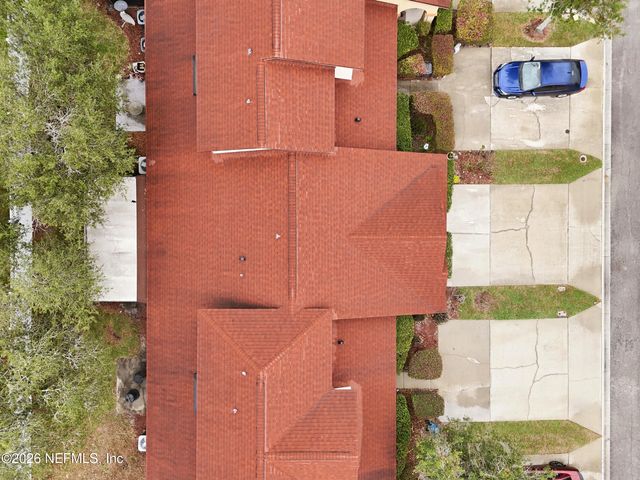 305 REDWOOD Lane, St. Johns, FL 32259