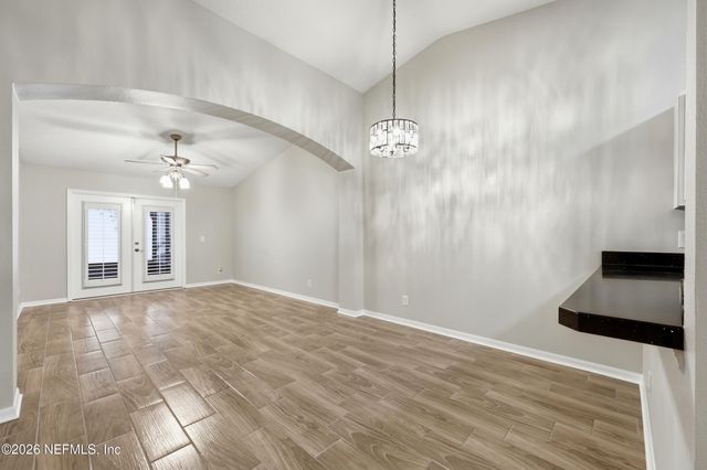 305 REDWOOD Lane, St. Johns, FL 32259