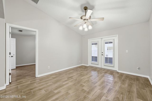 305 REDWOOD Lane, St. Johns, FL 32259