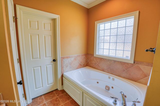 125 Baileys Ridge Circle, Clinton, MS 39056