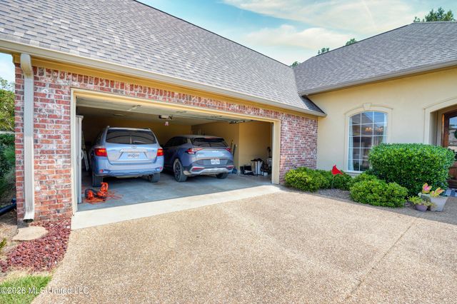 125 Baileys Ridge Circle, Clinton, MS 39056