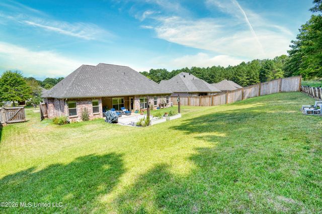 125 Baileys Ridge Circle, Clinton, MS 39056