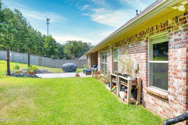 125 Baileys Ridge Circle, Clinton, MS 39056