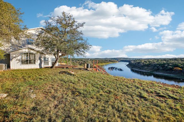 24333 Pedernales Cliff TRL, Spicewood, TX 78669