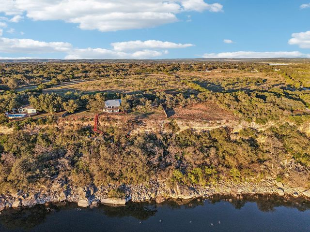 24333 Pedernales Cliff TRL, Spicewood, TX 78669